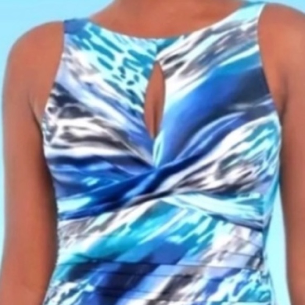 NEW Dreamsuit bathing suit - Picture 2 of 11